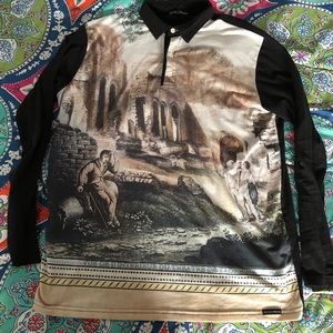 Dolce & Gabbana shirt fits Medium